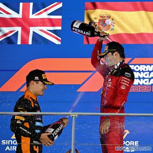 F1新加坡站塞恩斯夺冠 法拉利收获赛季首冠