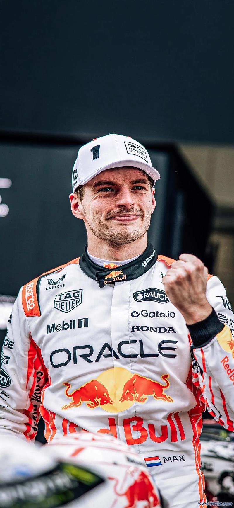 F1日本站排位赛：维斯塔潘杆位 皮亚斯特里头排