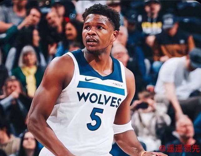 乔丹又失手！15投仅2分，围绕“网红探花”组队6年，黄蜂连年摆烂成定局