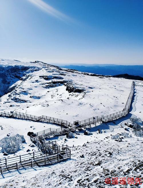 云南昆明：北纬26°罕见雪山打造雪域旅游新体验