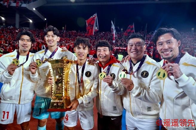 根宝足球基地迎“首位接班人”，<a href=